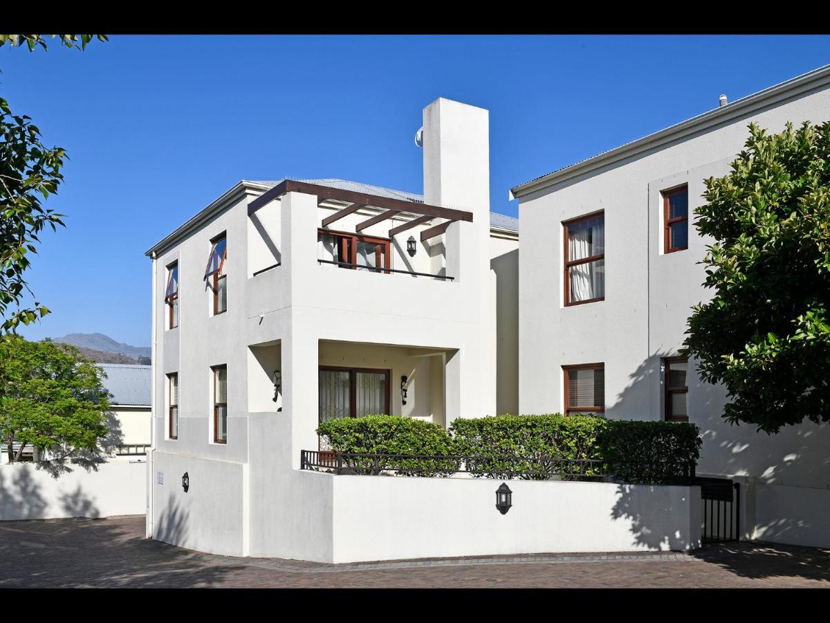 Sorbonne 1 - No Loadshedding Apartment Franschhoek Exterior photo